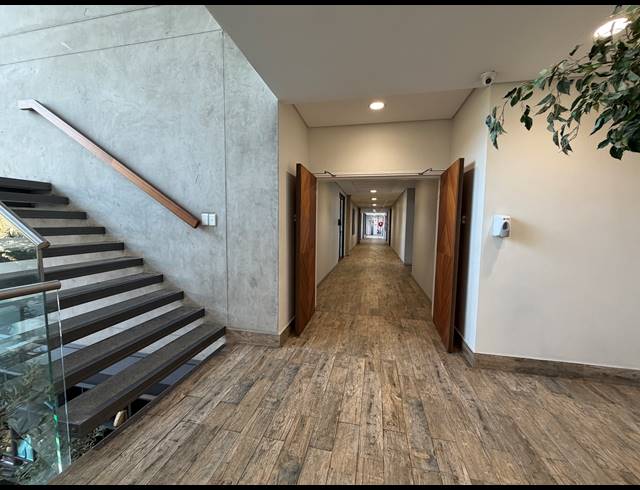 5,299.90M² OFFICE FOR SALE IN DUNKELD WEST